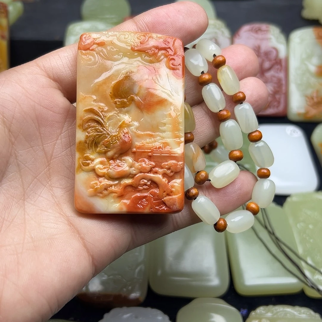 家***旺天然玉石生肖鸡牌子