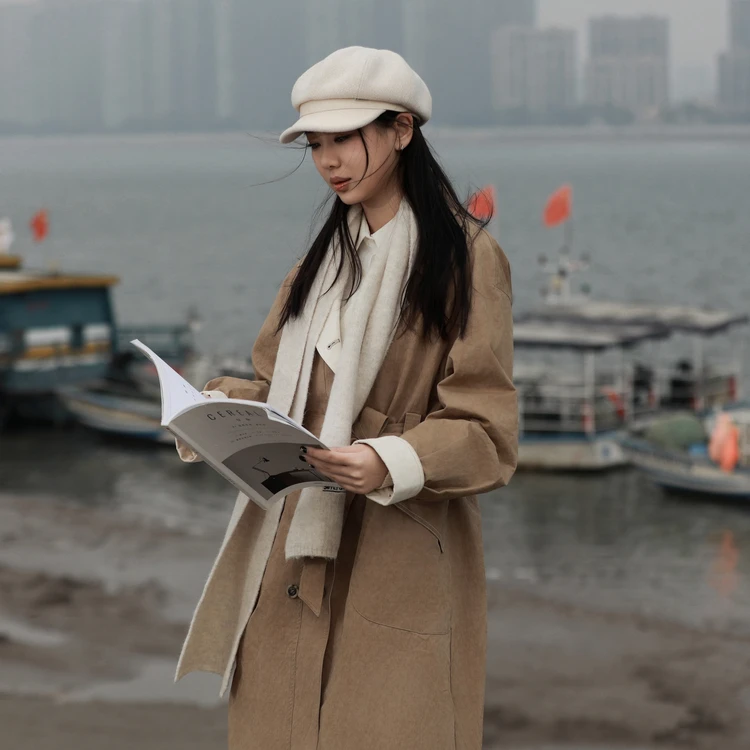 西町村屋休闲廓形撞色风衣女春季新款气质复古长款外套XH9A10013
