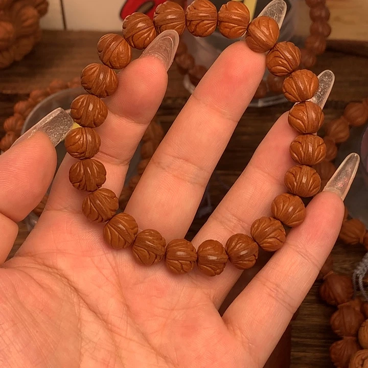 吊坠桃核11玉龙脊