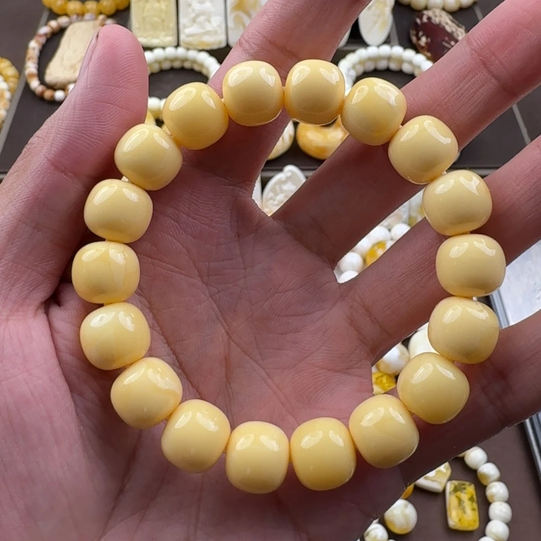 未镶嵌琥珀裸石蜜蜡