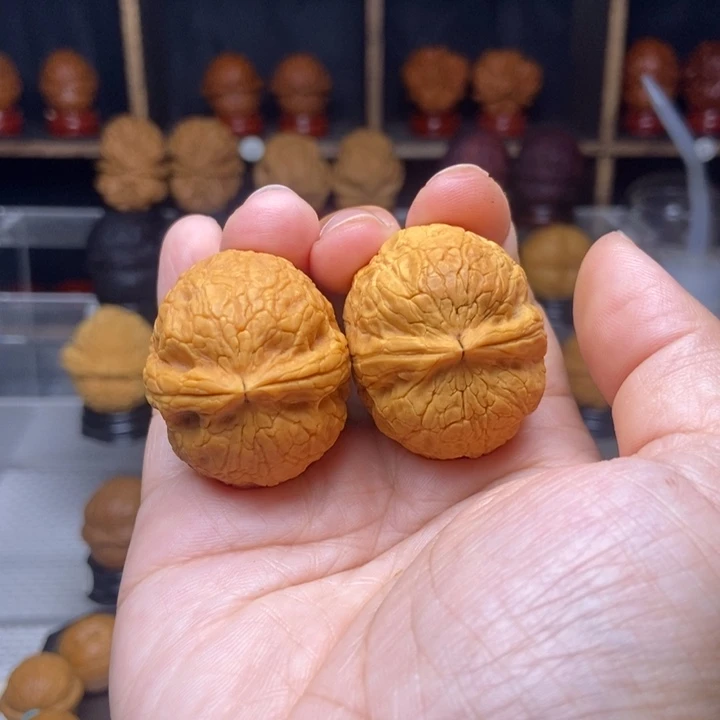 吊坠文玩核桃45蛇蛋