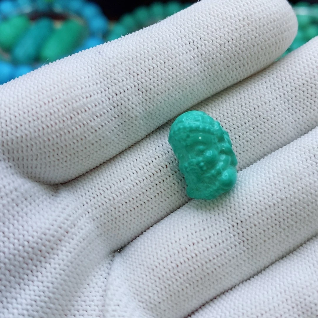 卡10mmx15mm相神浅绿色一颗