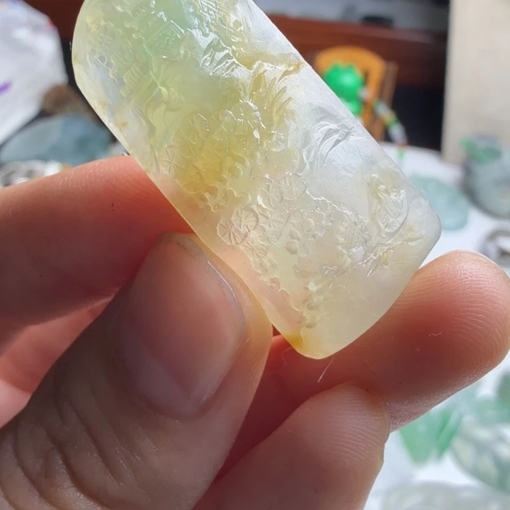 定制翡翠未镶嵌包工