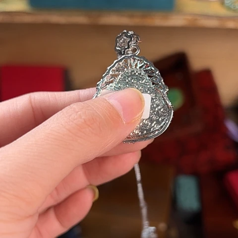 滴血莲花菩提吊坠以图片为主啊