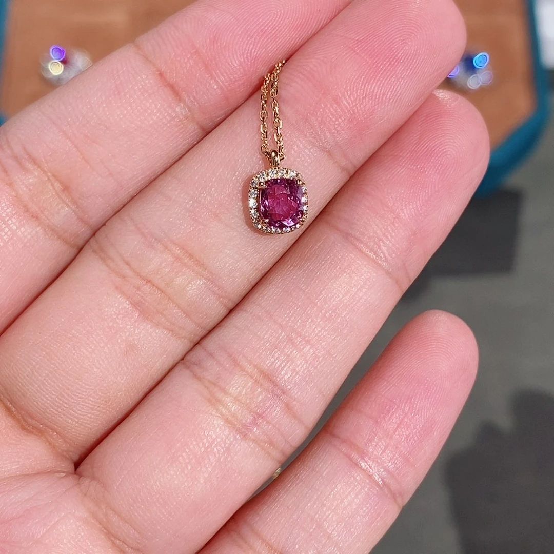 吊坠(不含链)彩色蓝宝石18K金镶嵌1.025ct