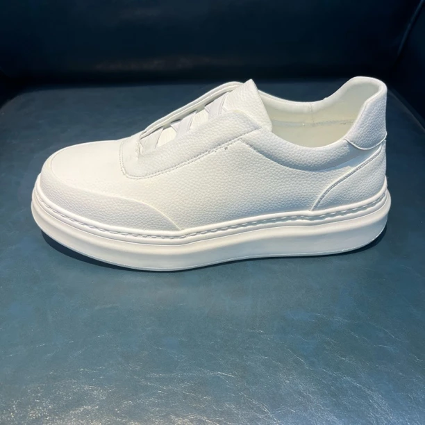 男士小白鞋休闲板鞋小白鞋潮流极简风时尚百搭韩版白色潮鞋