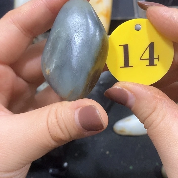 未镶嵌和田玉（糖玉）挂件