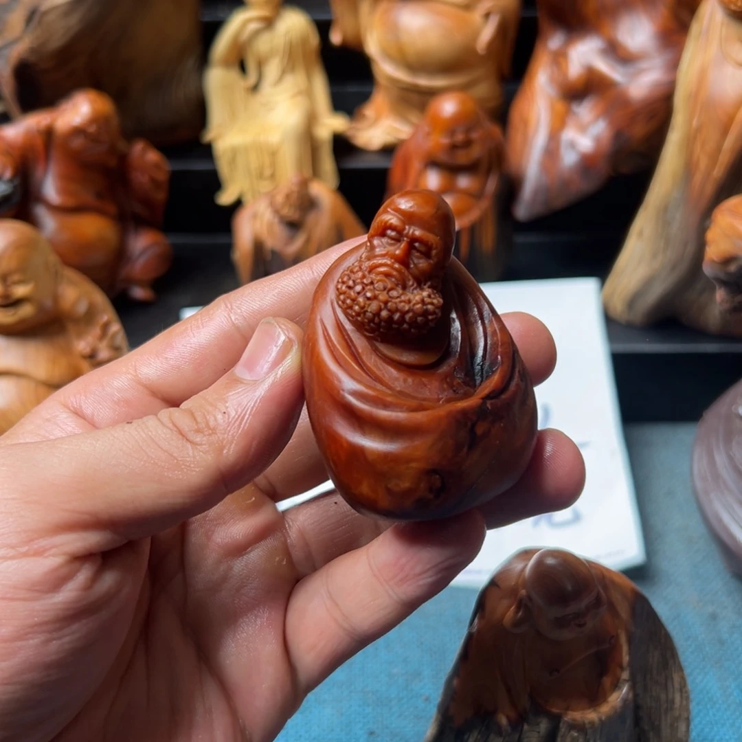 柏木（崖柏）开**。太行崖柏