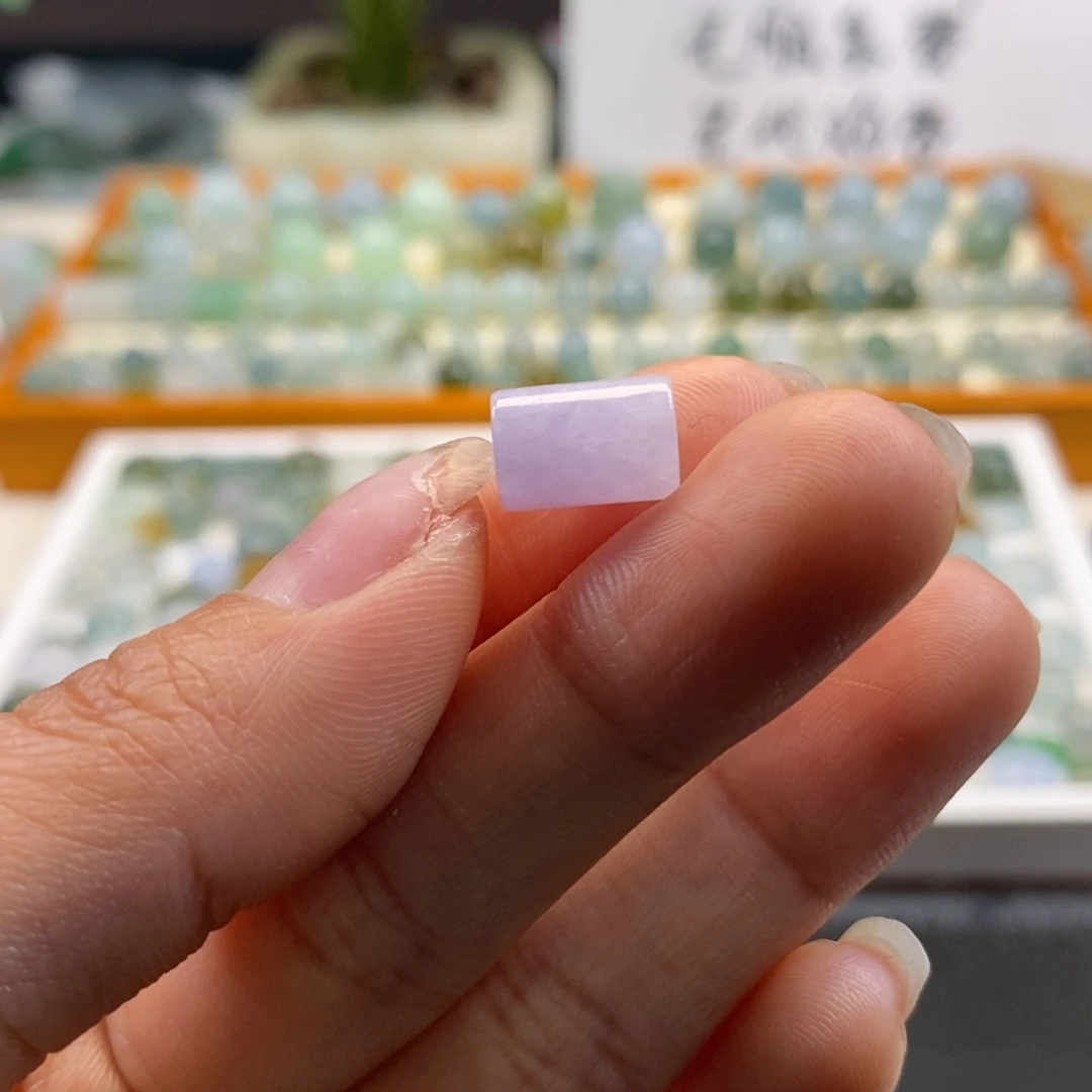 翡翠散珠天然翡翠粉紫鼓珠10.4×7.1