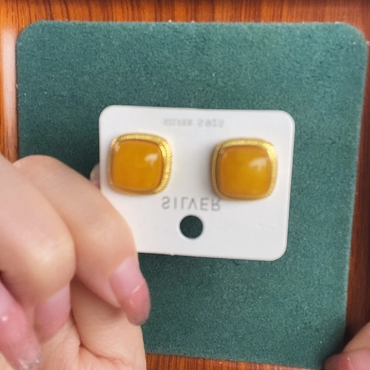 蜜蜡银S925镶嵌耳饰耳钉