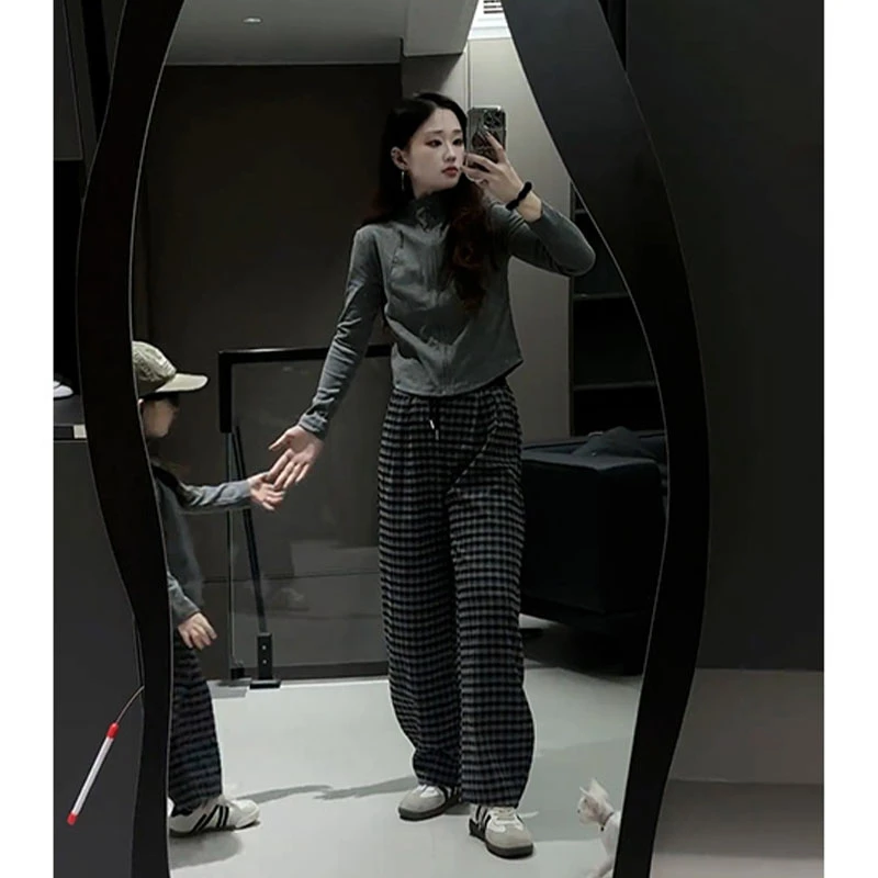 早秋时尚复古简约风立领纯色卫衣开衫搭配格子休闲裤显瘦两件套