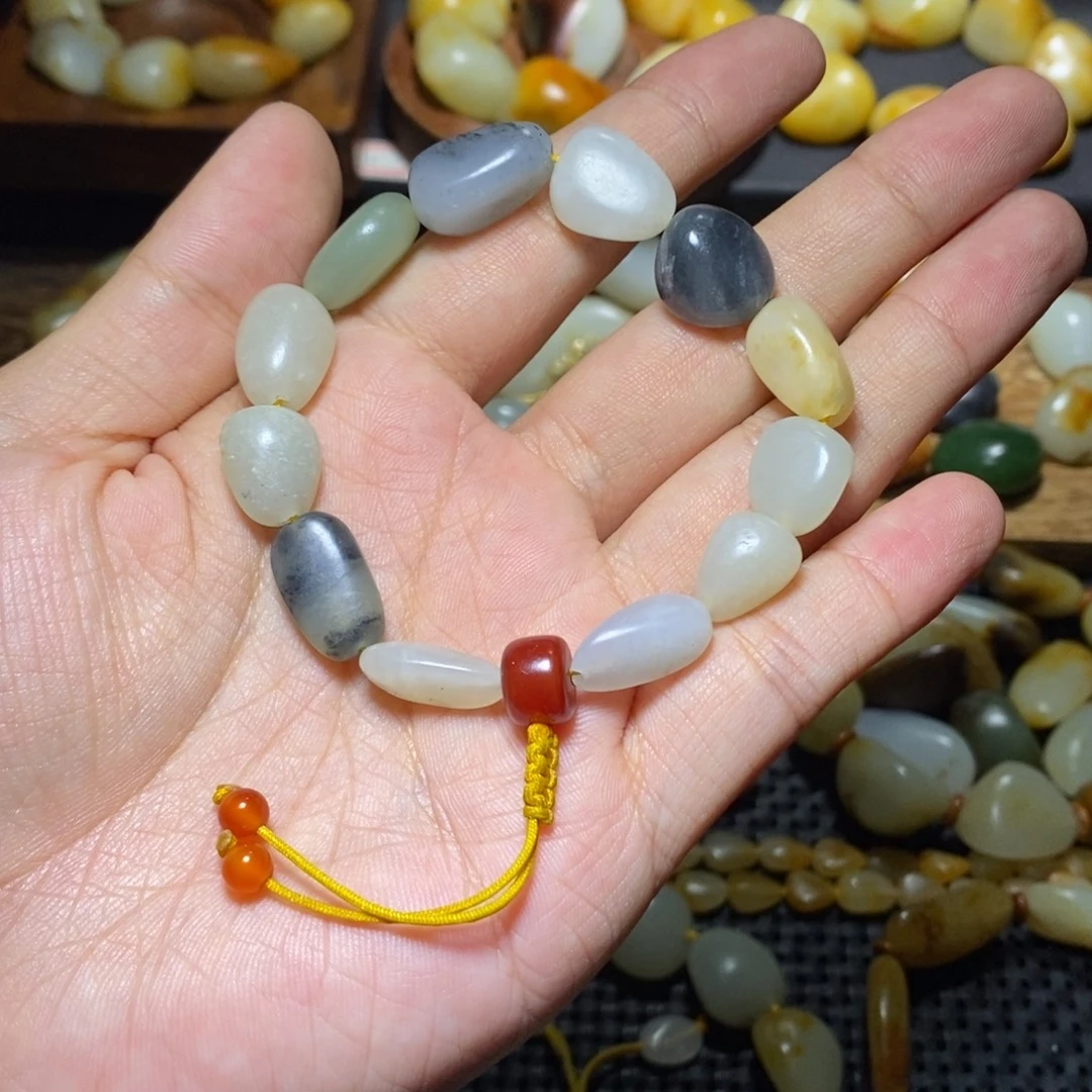 和田玉未镶嵌手链