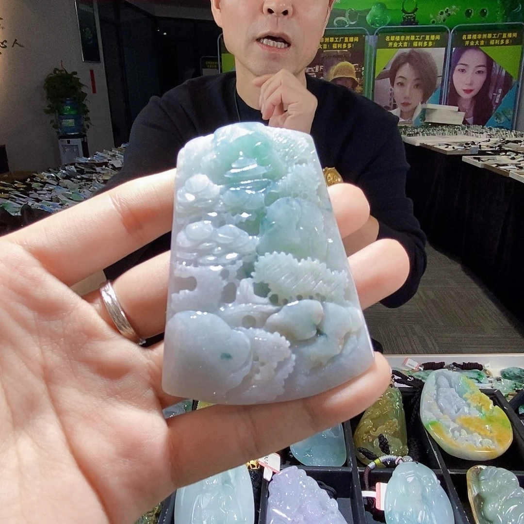 颈饰未镶嵌翡翠翡翠