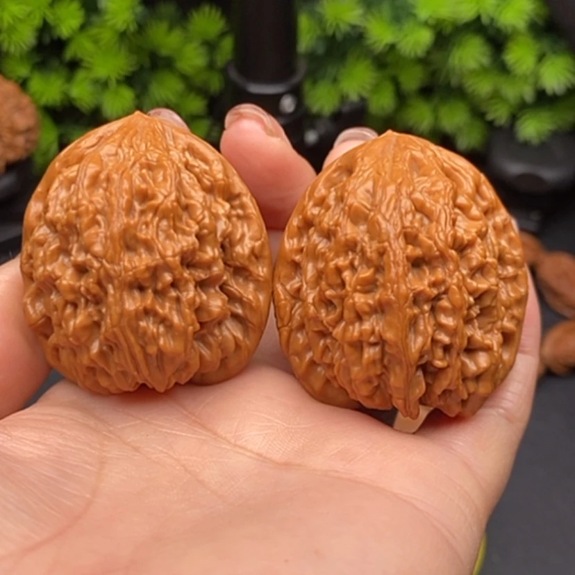 【闪购商品】文玩核桃把件虎头王