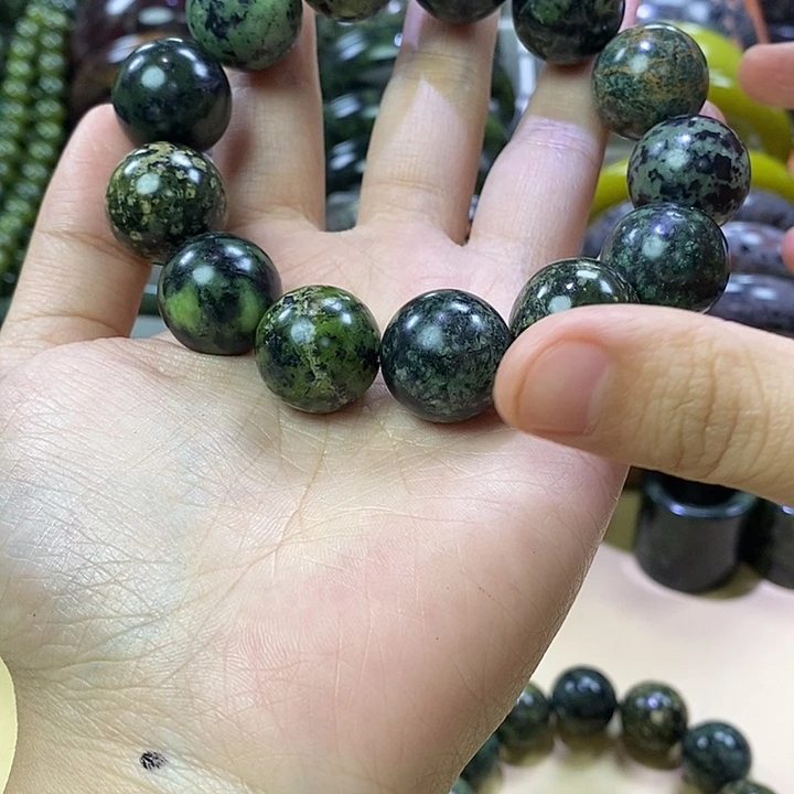 未镶嵌蛇纹石玉卡18药王石
