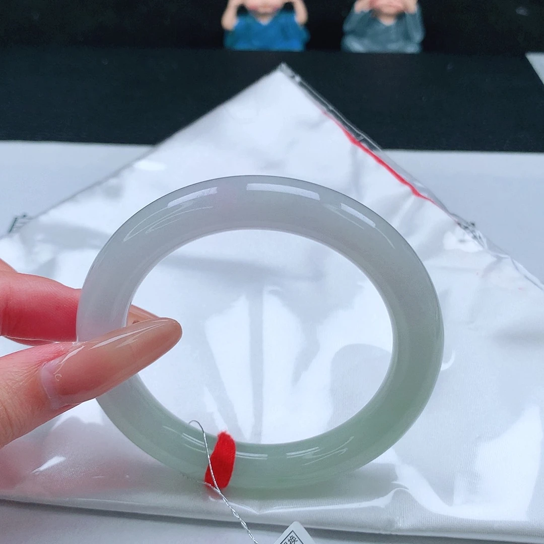 s***y翡翠手镯未镶嵌56圈