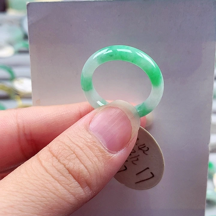 翡翠戒指未镶嵌17号