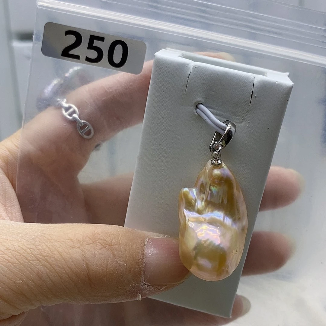 合金耳饰淡水珍珠