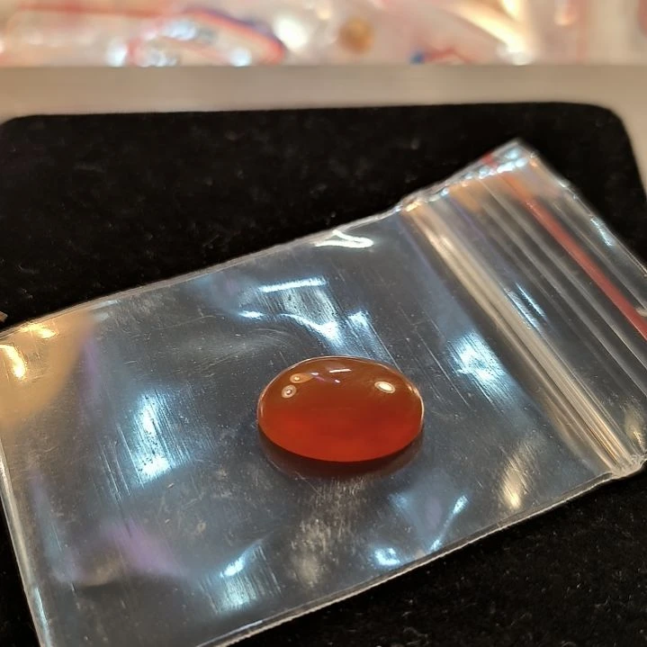 段***爷石英岩玉未镶嵌戒面