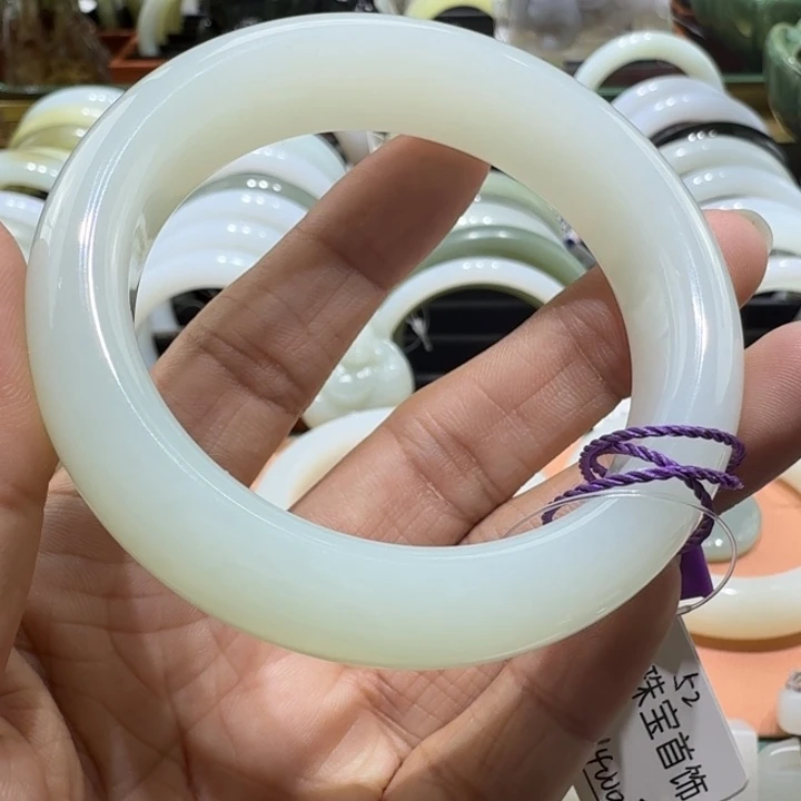 未镶嵌手镯和田玉（白玉）