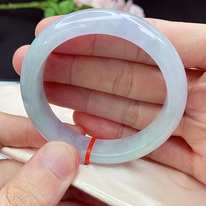 翡翠手镯未镶嵌53.6圈