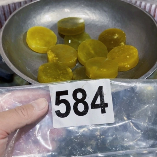 蛇纹石玉未镶嵌珠宝奇石