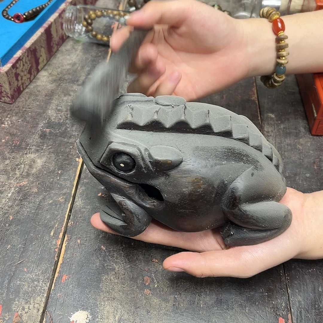 大叶紫檀（黑酸枝木类）