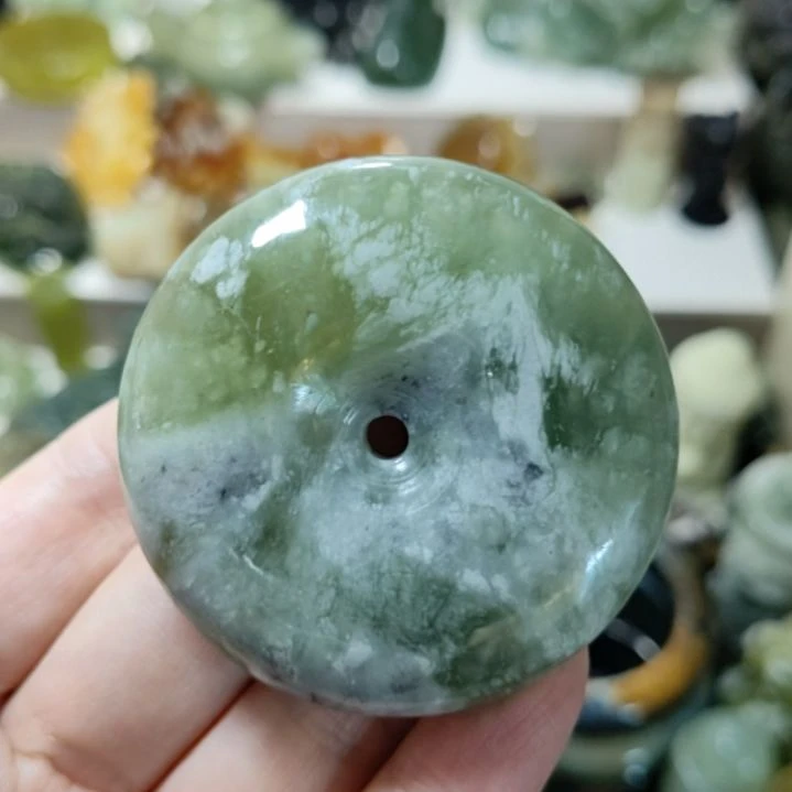 未镶嵌岫玉平安扣