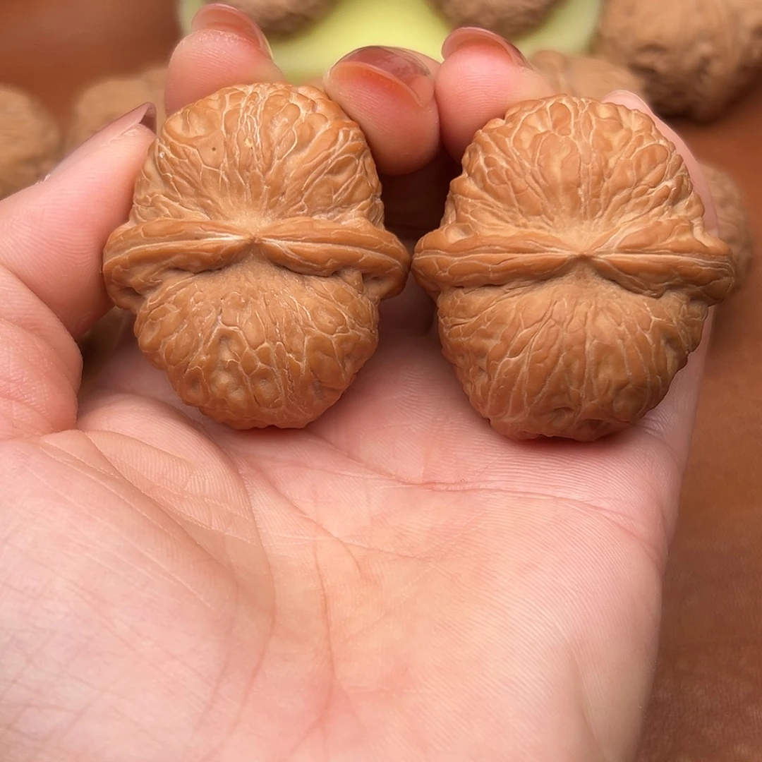 文玩核桃把件元宝