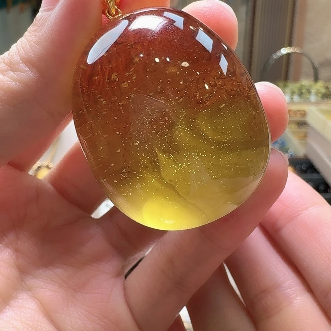 琥珀未镶嵌颈饰吊坠