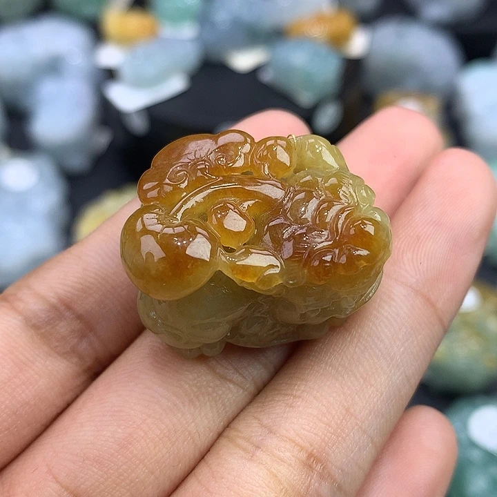 翡翠未镶嵌颈饰天然缅甸翡翠
