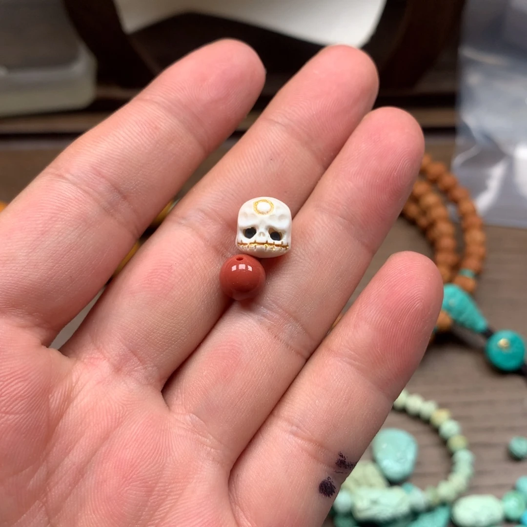 未镶嵌雕刻南红玛瑙