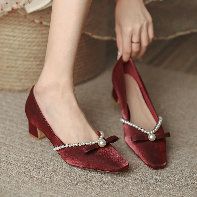 中跟水晶秀禾婚鞋女珍珠新款粗跟单鞋法式礼服乳胶高跟鞋春款尖头