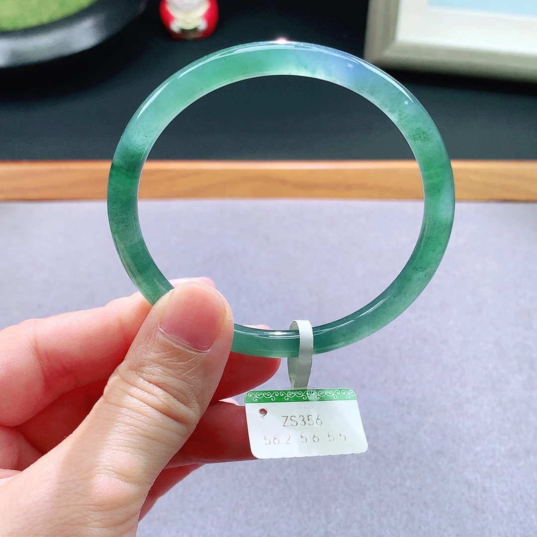 未镶嵌手镯翡翠天然翡翠手镯
