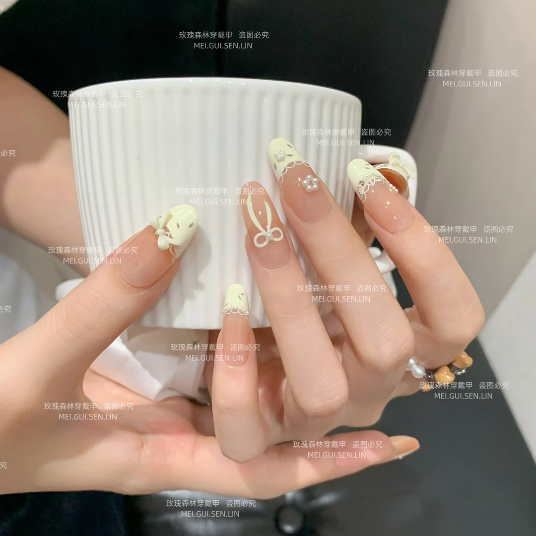 奶芙花田 玫瑰森林温柔甜美公主风奶黄法式裸粉手工穿戴甲