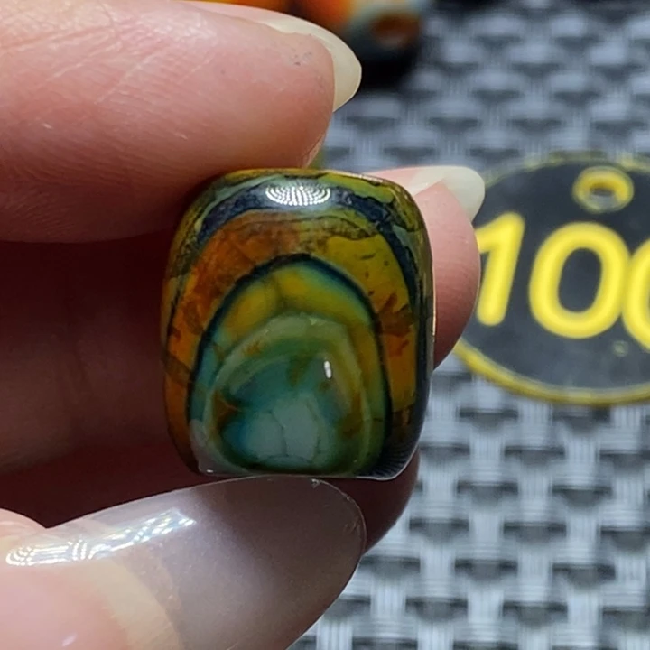 亚***2玛瑙/玉髓未镶嵌颈饰