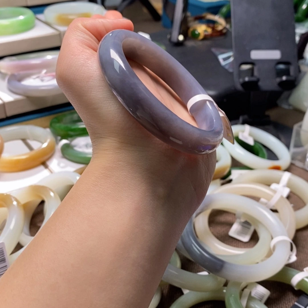 【闪购商品】和田玉手镯未镶嵌