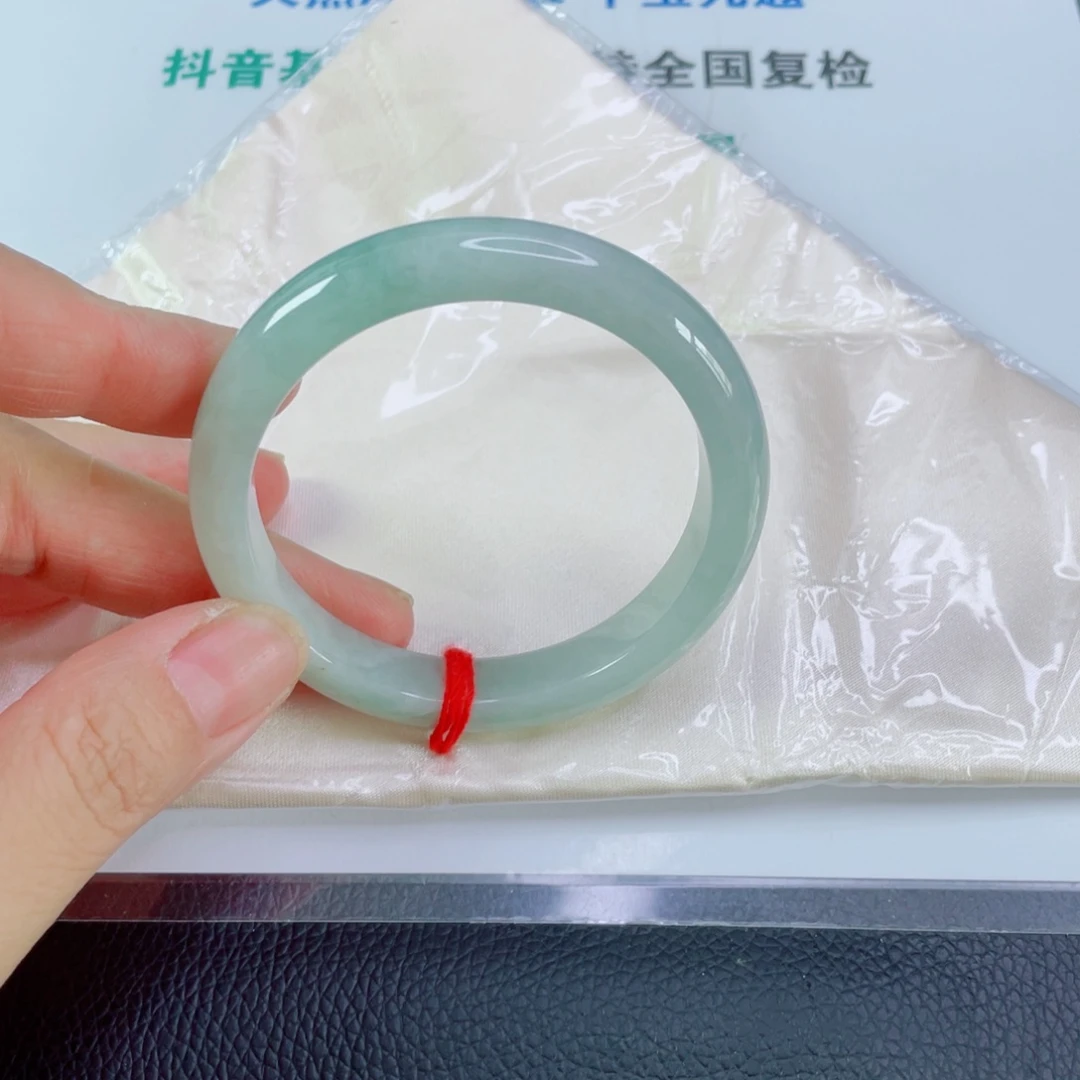 @***@翡翠手镯未镶嵌天然