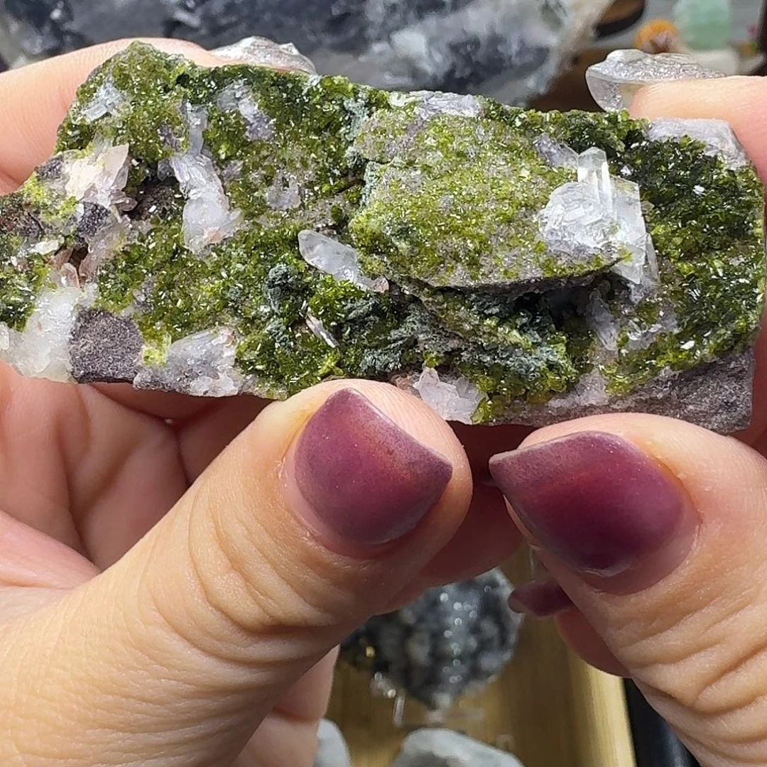 石材2️⃣5️⃣绿帘水晶