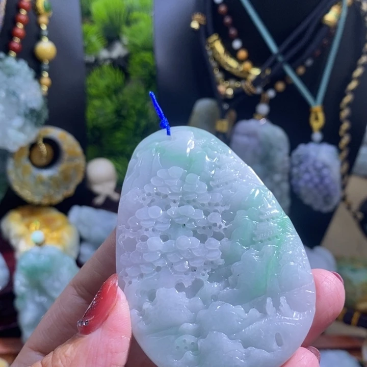 【闪购商品】颈饰未镶嵌翡翠山水