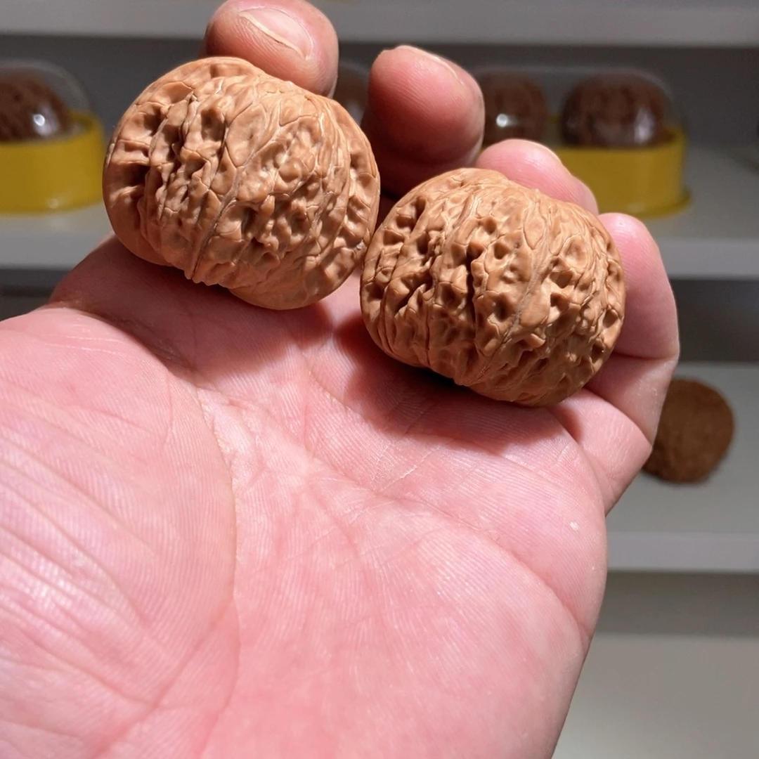 文玩核桃把件磨盘