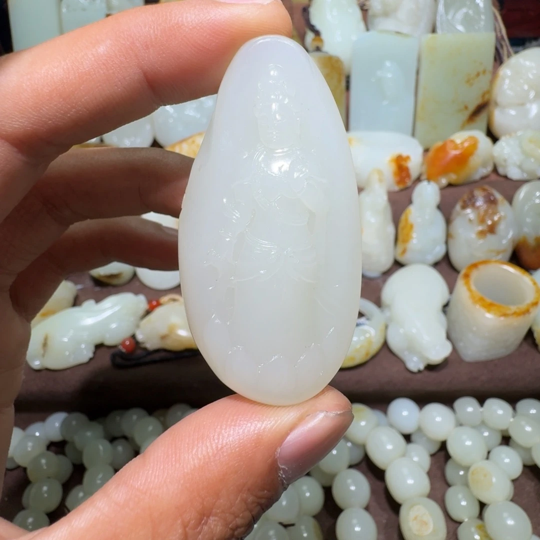 山***丘和田玉未镶嵌吊坠(不含链)