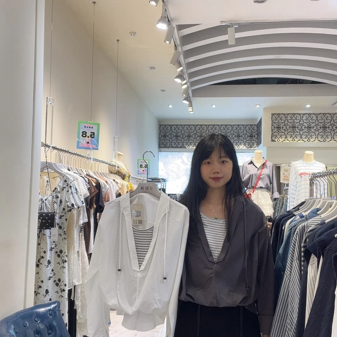 5 2389 灰紫色 白色假两件