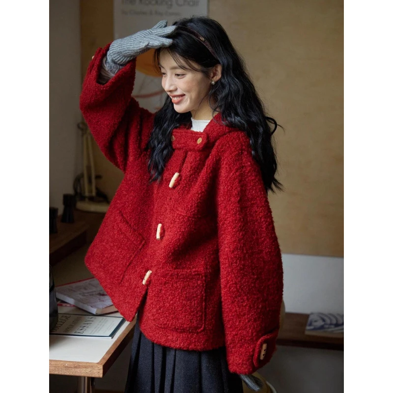 红色牛角扣短款连帽大衣小个子秋冬新款高级感圈圈毛呢外套女气质