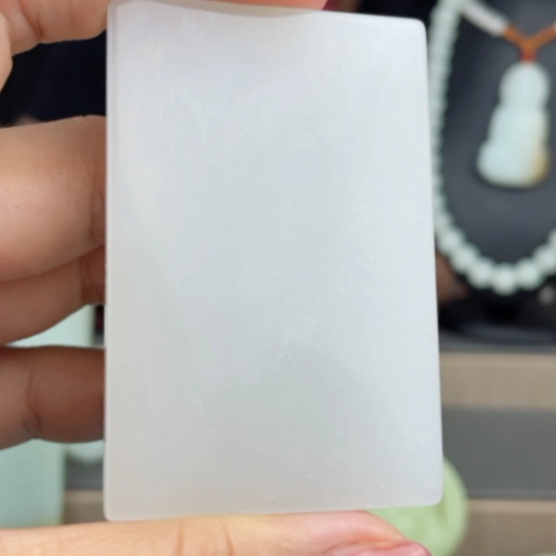 【闪购商品】颈饰未镶嵌和田玉