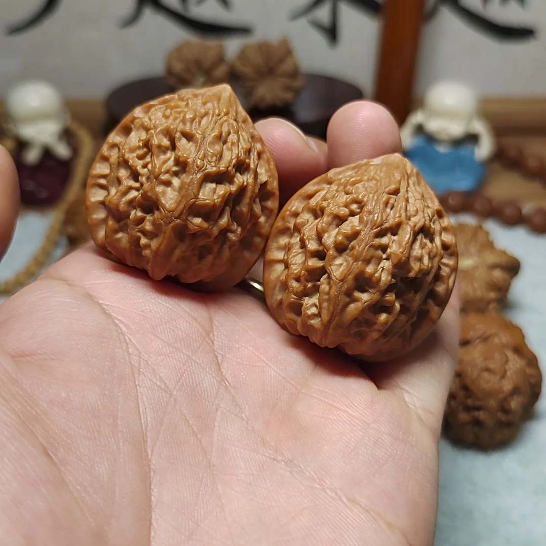 文玩核桃把件37金牛