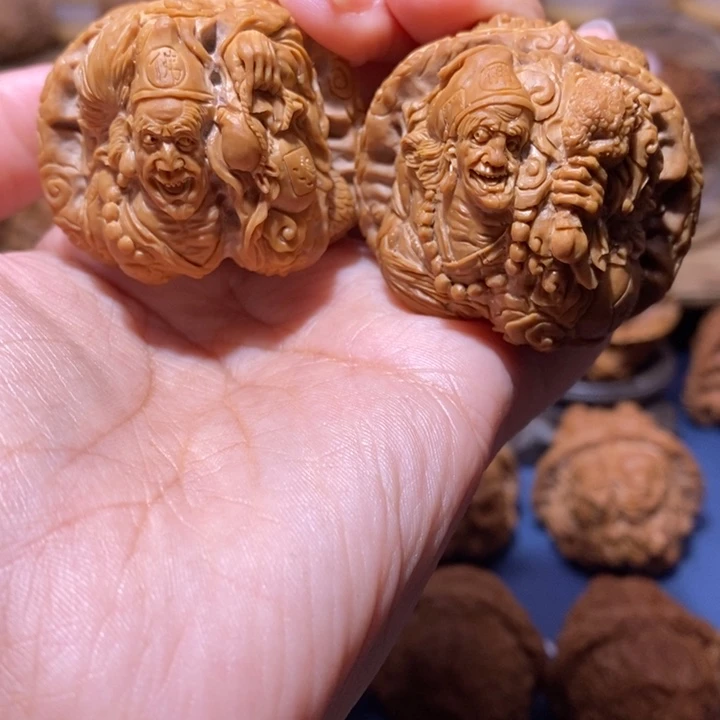 【闪购商品】手串/手链核桃O***r济公