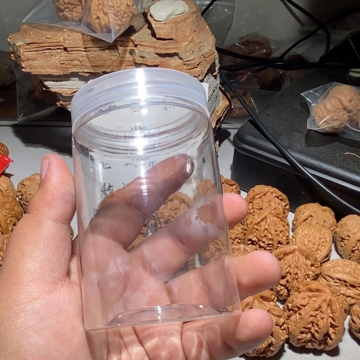 文玩核桃吊坠罐子两个