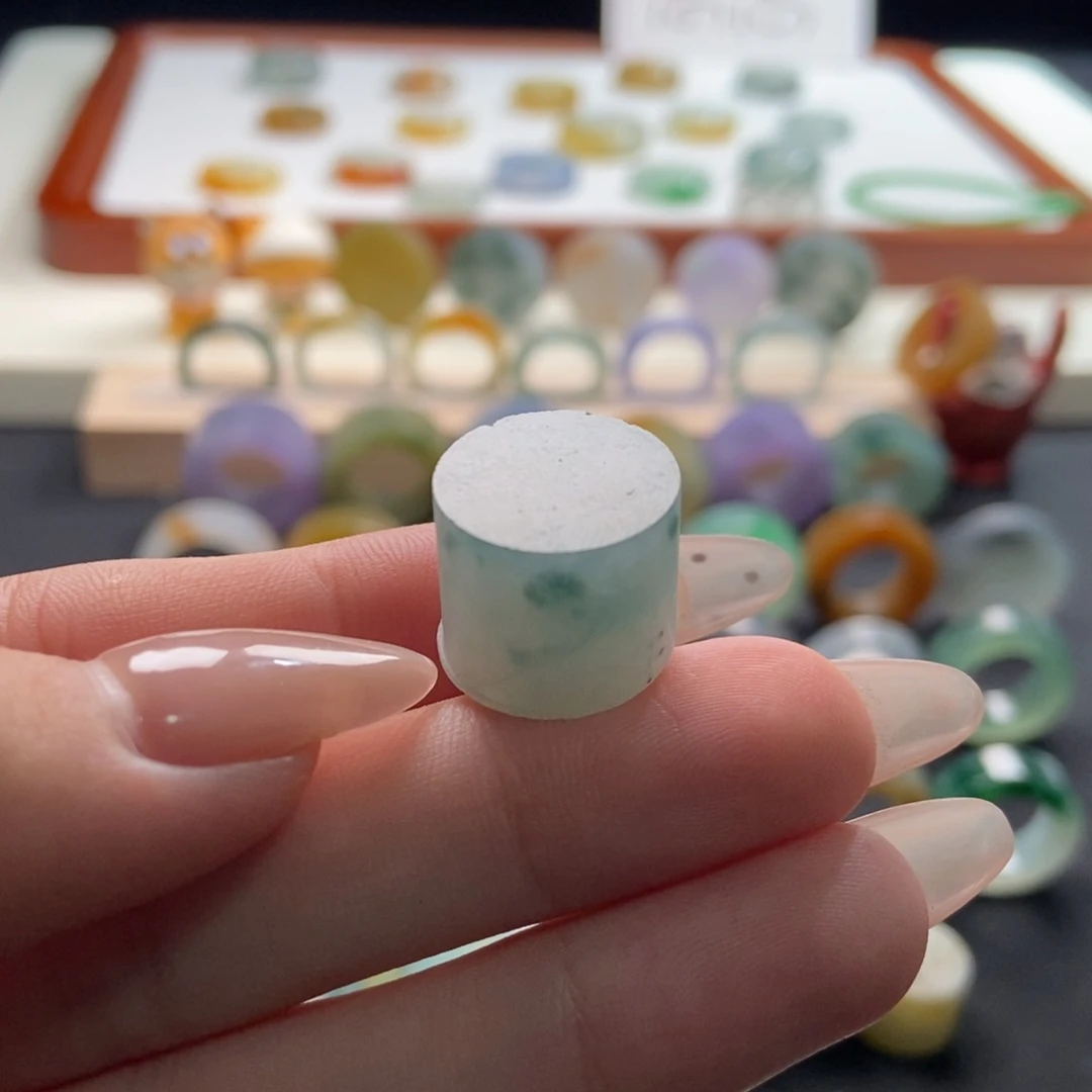 定制翡翠未镶嵌定制