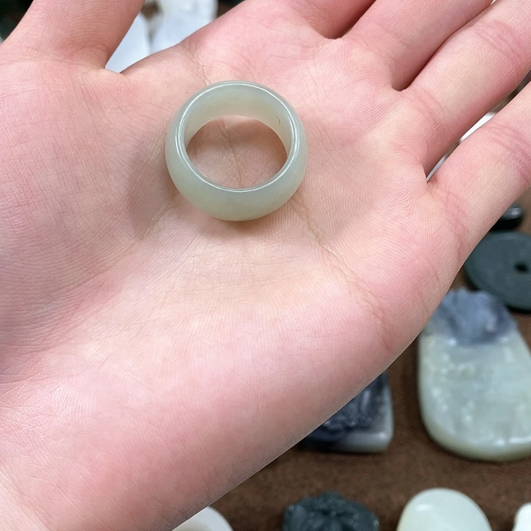 和田玉吊坠(不含链)未镶嵌想***单